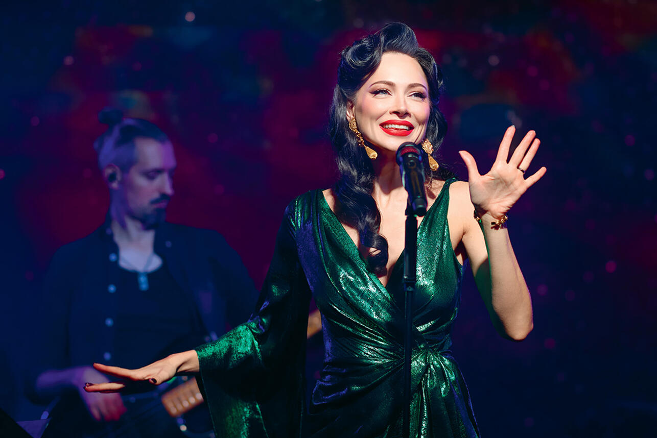 Настасья Самбурская